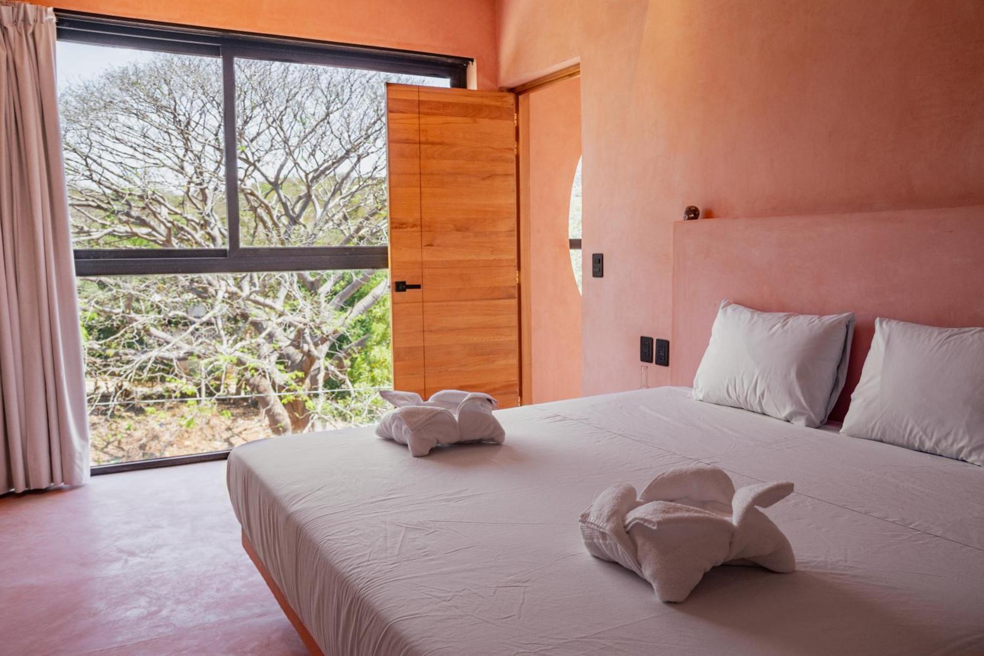 ホテル Casa Toro La Punta Brisas de Zicatela エクステリア 写真